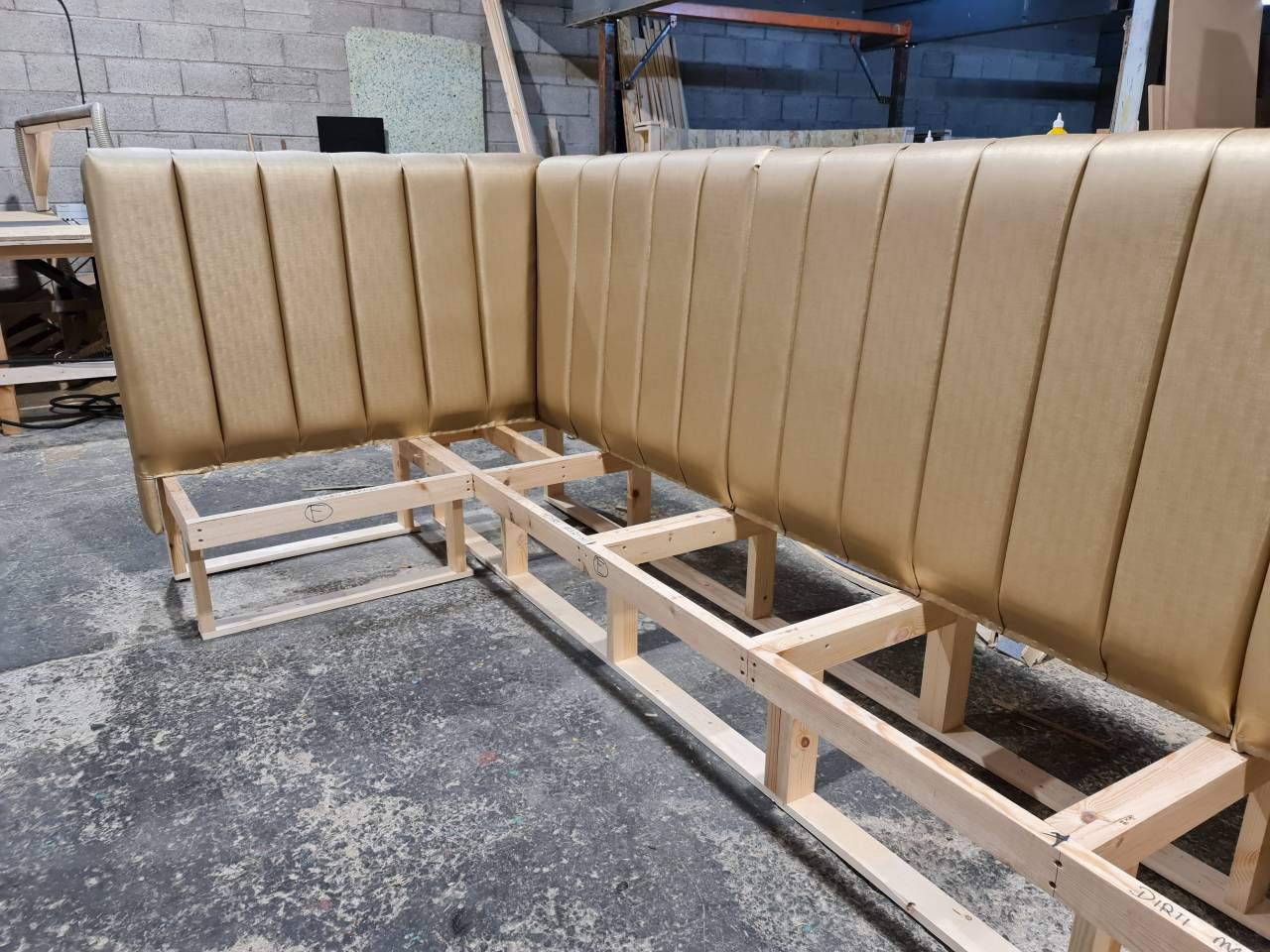 Dirty Martini, Bristol