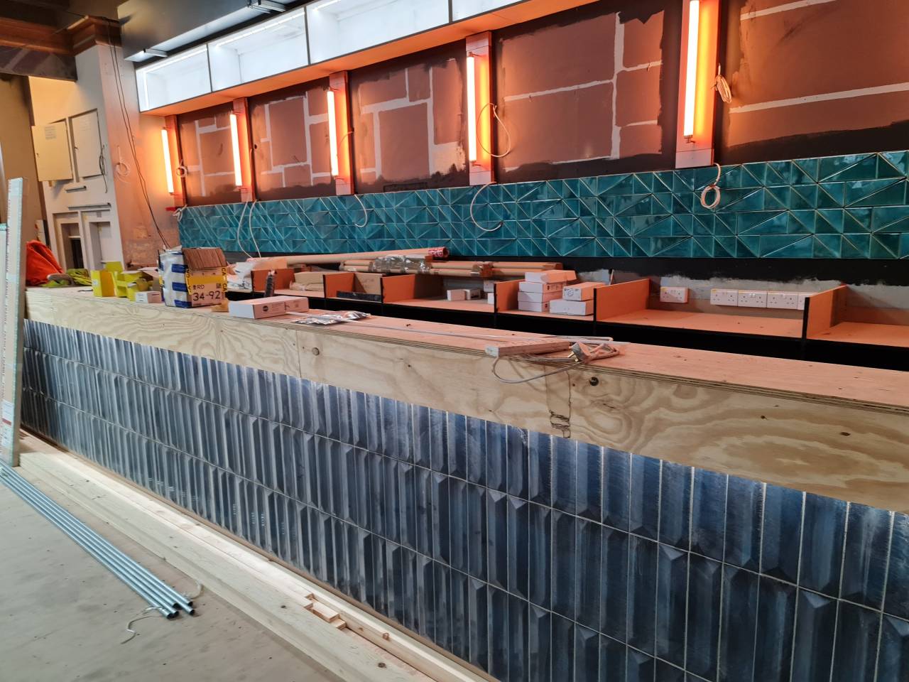 Dirty Martini, Bristol